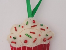 Cupcake Christmas Ornament
